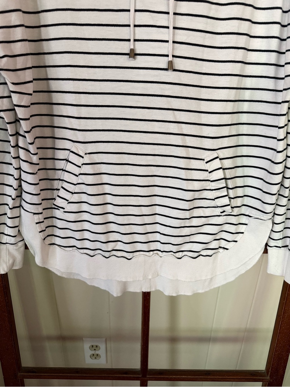 Z Supply Dakota Ivory Striped Pull-Over Hoodie Cozy Hooded Sweater Top - Medium - Picture 6 of 11